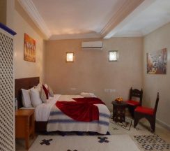 Двухместный номер Standard двуспальная кровать в Riad Makech