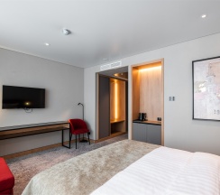 Улучшенный с креслом в Kravt Hotel Kazan Airport