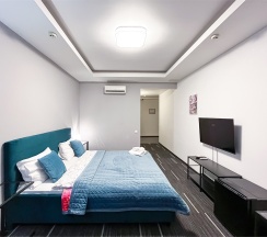 Делюкс с балконом и двуспальной кроватью в Moscow Point-Red October