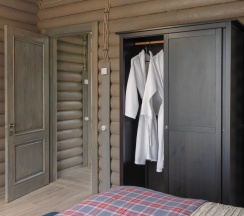 Коттедж с 3 комнатами с балконом и с красивым видом из окна в Заречье