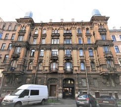 односпальная кровать в мужском номере 17 кв.м. в Большой Казачий