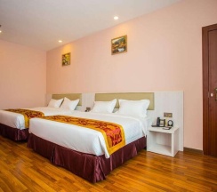 Четырёхместный номер Deluxe в Austin Park Hotel
