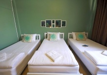 Двухместный номер Standard 2 отдельные кровати в D House Hostel