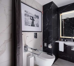 Трёхместный семейный номер Standard в Radisson Collection Hotel Warsaw
