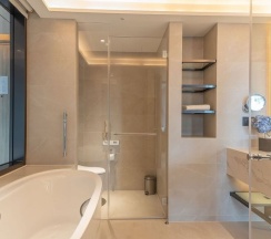 Двухместный люкс Executive двуспальная кровать в Carlton Hotel Bangkok Sukhumvit