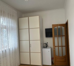 Номер стандарт с 1 двуспальной кроватью #5 в Рай у пруда