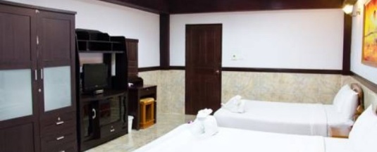 Номер Deluxe с балконом в Kata Palace Phuket