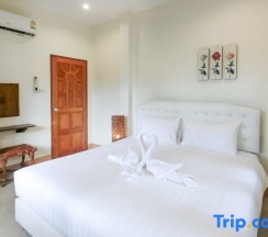 Двухместный люкс двуспальная кровать в Arthit-Thai Orchard & Resort