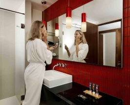 Номер Семейный с балконом и с видом на сад в Отель Novotel Phuket Kata Avista Resort And Spa