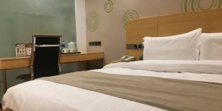 Цибао: Апарт-отели GreenTree Inn Shanghai Hongqiao Airport Hotel