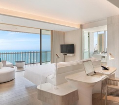 Двухместный номер Hilton Executive oceanfront двуспальная кровать в Hilton Pattaya
