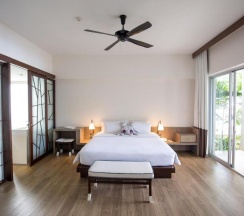 Двухместный люкс Executive с видом на бассейн двуспальная кровать в Veranda Resort & Villas Hua Hin - Cha Am