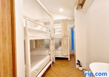 Кровать в общем номере (женский номер) в SherVa101 Home and Hostel