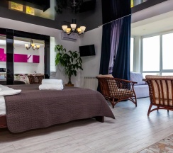 Номер люкс с панорамным видом в Relax88