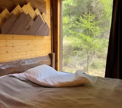Коттедж семейный с большой купелью в Крепкие кровати
