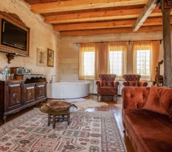 Двухместный люкс двуспальная кровать в Ottoman Cave Suites