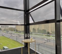 Однокомнатные апартаменты Люкс в Ава Салют SyncotelHome