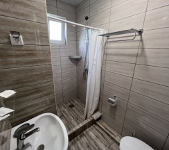 Улучшенный трехместный номер 2-3 этаж в Moon