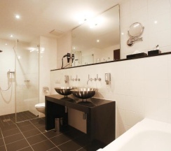 Трёхместный люкс в Schiller5 Hotel & Boardinghouse