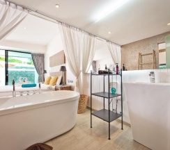 Вилла Deluxe с балконом в Tropicana Pool Villa