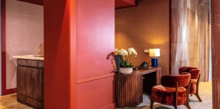 Канны: Отель Hôtel Le Canberra