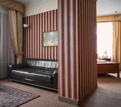 Джуниор Сюит в Центральный by USTA Hotels