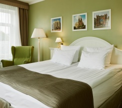 Стандартный номер с видом на парк (1 категория) в Старый город