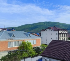 Двухместный номер с балконом с видом на улиц в Amina