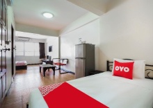 Двухместный номер Standard с балконом двуспальная кровать в OYO 963 Sunshine Guesthouse