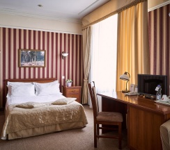 Стандарт Премиум с двуспальной кроватью в Центральный by USTA Hotels