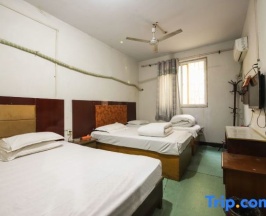 Трёхместный номер Standard в Zhengzhou Sunshine Hostel