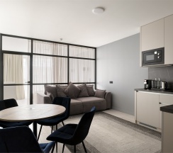 DELUXE 2 в Yard Residence