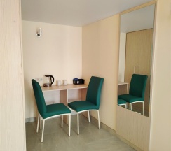 СТАНДАРТ с отдельным входом и ТЕРРАСОЙ в MaxxRoyal