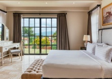 Вилла с 3 комнатами в Mövenpick Resort Khao Yai