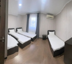 Комната стандарт с 4 односпальными кроватями в Аксай