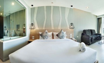 Трёхместная студия в Ratana Patong Beach Hotel by Shanaya
