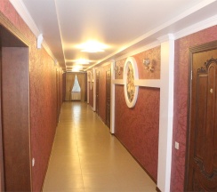 Трехместный с Двухспальной кроватью в Двин