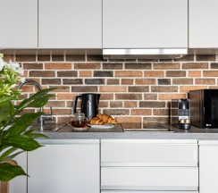 Студия с панорамным видом на Неву в Docklands