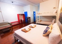 Семейный номер Standard в Phuket Old Town Hostel