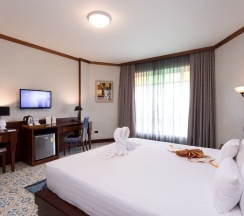 Одноместный номер Deluxe двуспальная кровать в Erawan Hotel