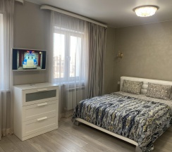 4-местные 1-комнатные апартаменты люкс с 1 двуспальной кроватью в AntoninaApartments (АнтонинаАпартментс) на улице Крылова