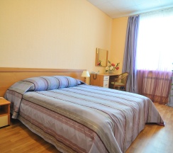 Стандартный номер с двуспальной кроватью в Олимпийский