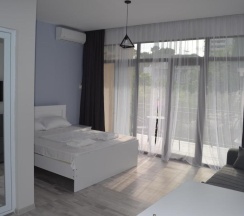 Трёхместный номер Standard с балконом в Guest House Madonna