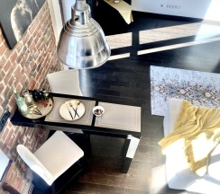 Двухместные апартаменты с 2 комнатами с балконом и с красивым видом из окна двуспальная кровать в Апартаменты InterLoft 6 Old Town Free Parking Wi-Fi 100/50 Smart TV