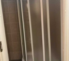 Апартаменты с 3 комнатами с красивым видом из окна в Калацкое