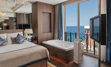 Люкс Superior с видом на море в Kaya Palazzo Resort & Casino Girne