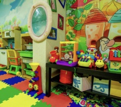 Трехместный бюджет в Golden Kids