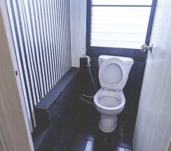 Кровать в общем номере в Bharani Hostel