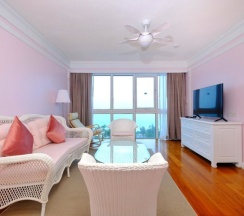 Двухместный номер Honeymoon с видом на море двуспальная кровать в Andaman Beach Suites Hotel