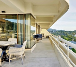 Двухместный люкс Presidential двуспальная кровать в Pullman Phuket Karon Beach Resort ex. Hilton Phuket Arcadia Resort